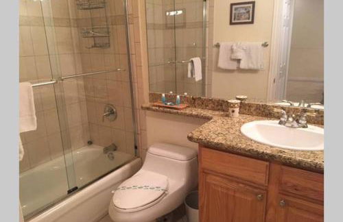 LIC Mgr - MODERN 4 BED 4 BATH VILLA - UPSCALE OCEANFRONT RESORT - INDOOR PICKLEBALL - SPEAKEASY! - Foto 27