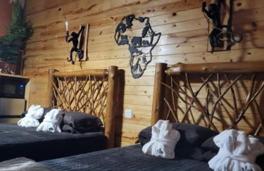 Private Retreat with Pond, Pool and Hot Tub - Photo 26