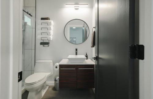 Modern Casita,Spa,Pool 10 Min to AZ Athletic Center - Photo 27