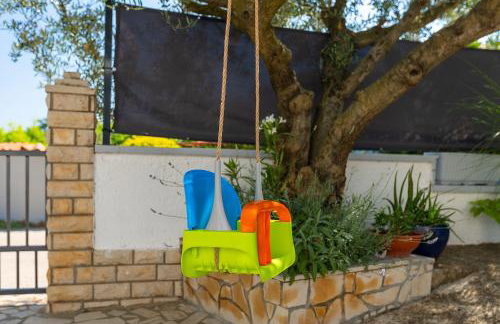 Romantisches Ferienhaus mit Jacuzzi, BBQ, WiFi - Foto 35