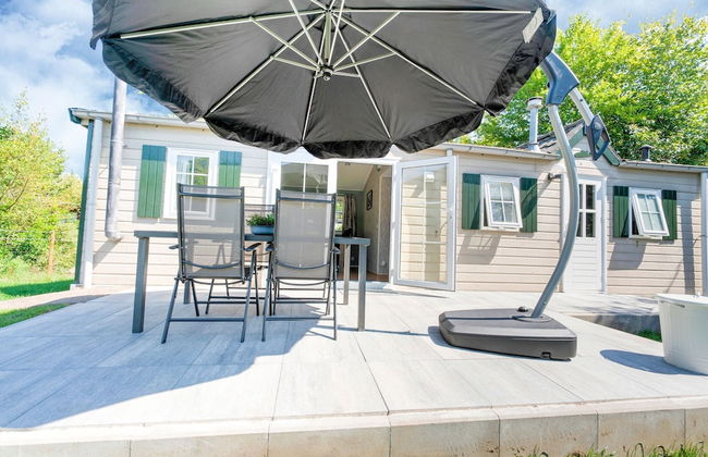 Chalet in Stegeren Near Hiking Trails - Photo 18