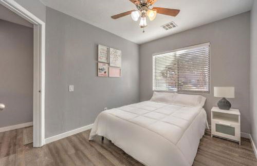 Spacious 5BR Modern Luxury Villa in Vegas - Foto 20