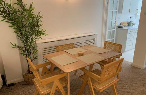 Richmond Escape - Photo 15