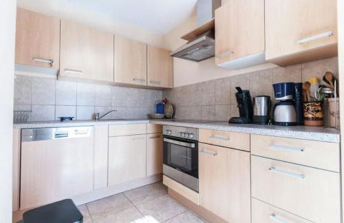 Villa espaciosa cerca de la playa de Sant Pere Pescador - Foto 14