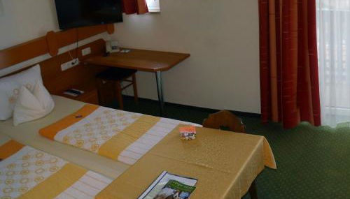 Hotel Fortuna - Foto 4, Garden view