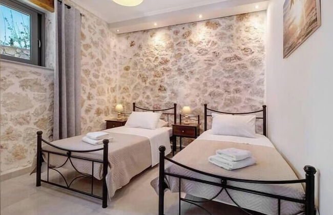 Villas Goudis - Photo 79