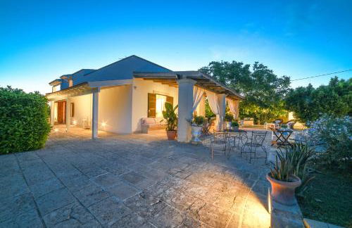 Villa Nina Luxury With Pool - Happy Rentals - Foto 3