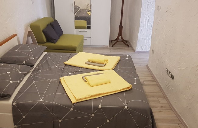 Apartmant Bionda Novi Vinodolski, cozy and nice apartment for 4 people in the city center - Photo 2