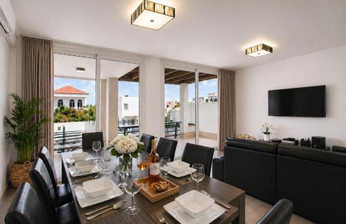 Villa Sol Costa Adeje Heated Pool Putting Green Sleeps 8 - Photo 11