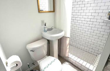 Cozy basement apartment - blocks from Old Town - Foto 12