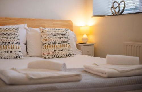 Spacious Townhouse on Quiet Street-Wi-Fi, Desk - Foto 19