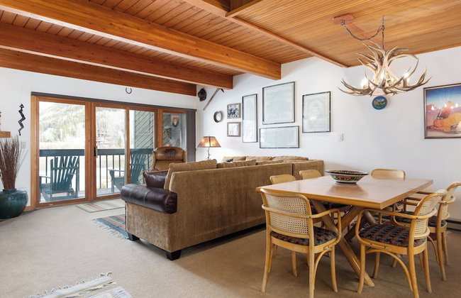 Riverside Condos B101 by Avantstay Condo Close To Downtown, Town Park & Ski Lift #8 - Foto 23