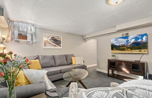 Garden Level Apt Mtn Ave - 8 min walk to Old Town! - Foto 2