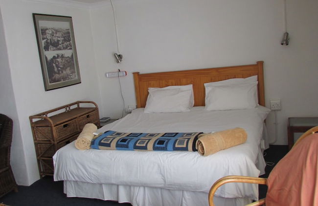 Absolute Leisure Cottages - Photo 3