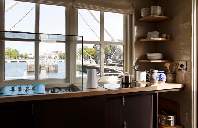 SWEETS - Amstelschutsluis - Foto 6