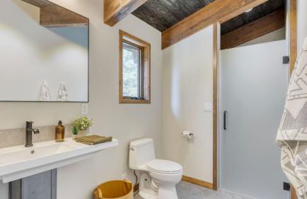 Newly Built • Sauna • Hot Tub • Cold Punge Lazy River Glamp-House by AvantStay - Foto 46