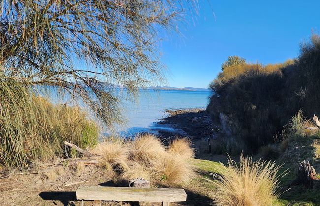 Flotsam Studio Accommodation - Photo 58