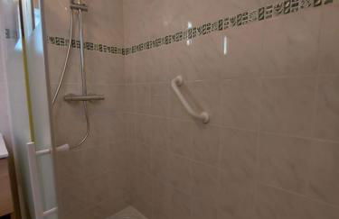 Centre St Jorioz : Charmant et spacieux studio avec terrasse et jardin privatif - Photo 18