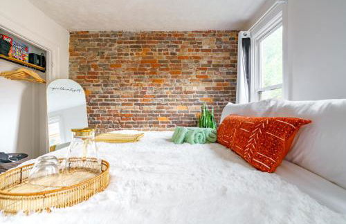 Jungle House Luxury Homes - Columbus Downtown Short North - Steps to Convention Center & Nationwide Arena - Sleeps up to 8 - Free Parking - Over 5,800 Five Stars - Foto 34