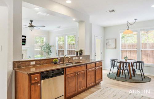 Perfect Central Location w Free Prkg and Cozy Beds - Foto 2