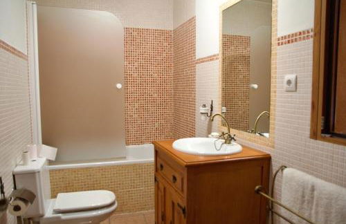 'El Mirador de Sotillo', un Oasis de Confort con Piscina y Jacuzzis - Photo 19