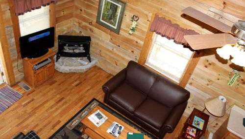 Rustic Cabin Rental in the Forest near Charleston, West Virginia - Foto 2