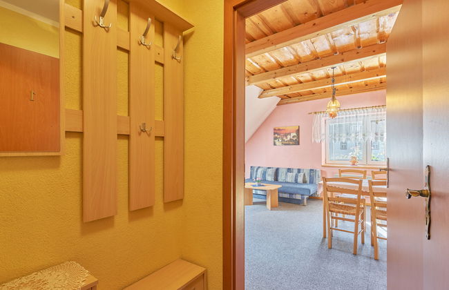 1 bedroom Apartment in Stárkov with swimming pool and garden - Photo 16