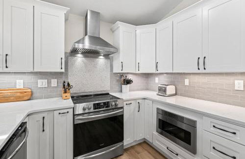 Lakefront Escape Sleep 12 Dock Hot Tub Pool Grill - Foto 12