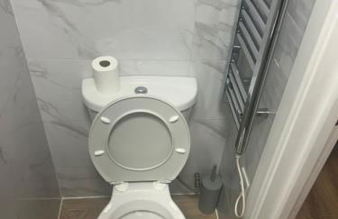 Cosy studio flat in Teddington - Foto 7