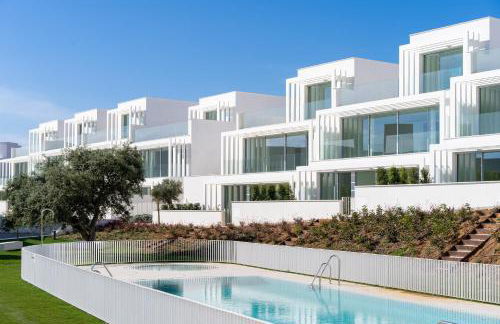 Villa La Perla Sotogrande - since 2022 - Sea View - 3 Bedrooms and Bathrooms - La Reserva Beach and Golf nearby - Foto 70