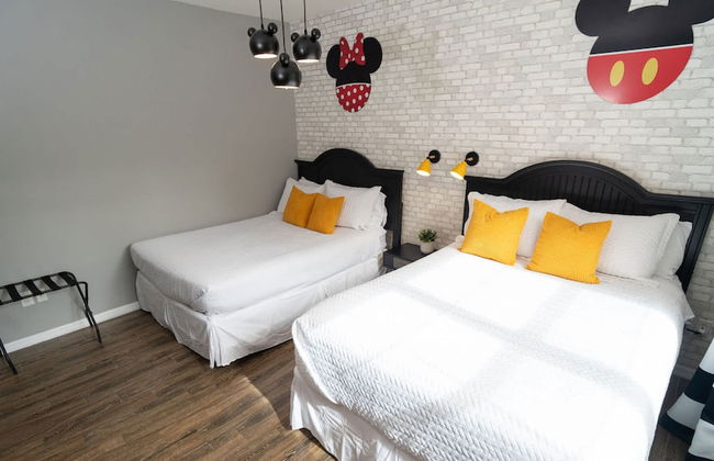 Magical Themed 3BR Townhouse Near the Parks - Foto 17