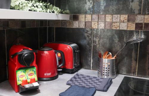 APPARTEMENT CHALEUREUX ARTISTIQUE QUARTIER GARE DU NORD - GARE DE L'EST et GRANDS BOULEVARDS - Foto 12