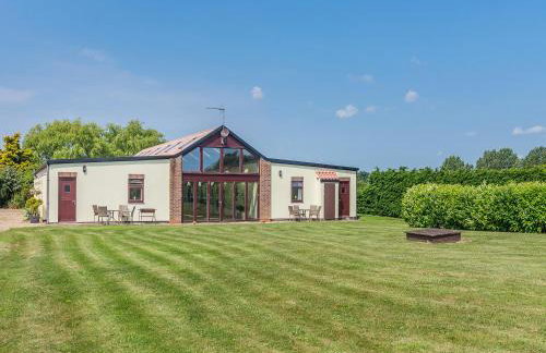 Primrose - W43303 - Photo 1