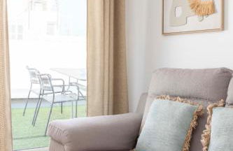 Travel Habitat - Ático Centro - Photo 32