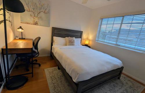 Stylish 4 Bedroom Home Near Venice Beach with Backyard BBQ - Foto 7