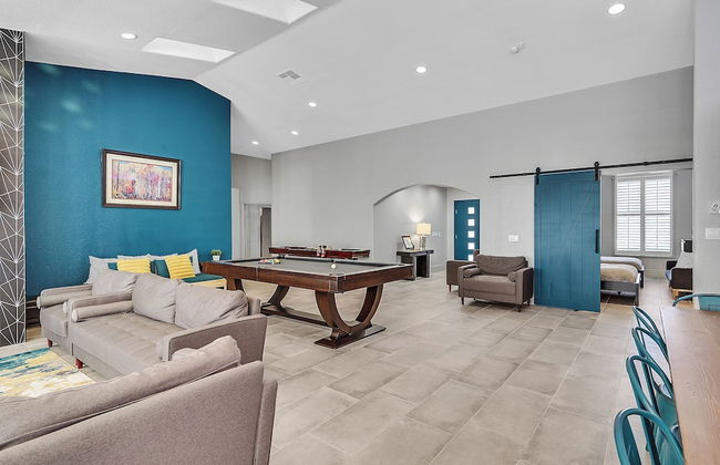 Villa - 8 Bedrms 5 Bths 15 Beds - Foto 22