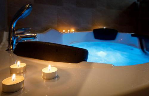 Ferienhaus am Feldberg Sauna - Whirlpool - Kamin - Zaun - 20 Personen - Photo 2