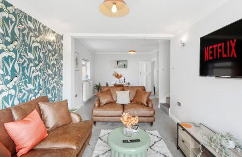 Grab a Deal Today! Massive Home For Contractors & Parking for 4 - Foto 39