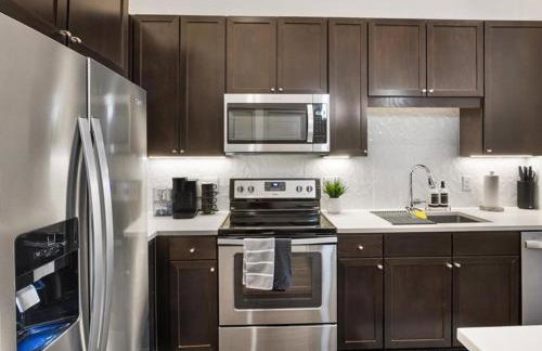 Serene Frisco Apt with Pool, EV Charger and Gym - Foto 4