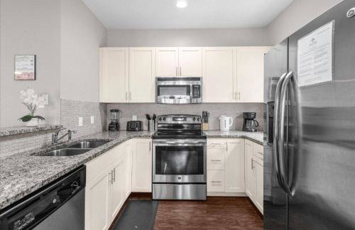 3 Bed 2 Bath Condo In Lucaya Village Near Disney 3 Bedroom Townhouse by RedAwning - Foto 19