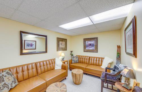 Walk to Happys Inn and Lake Access Libby Apartment - Foto 1