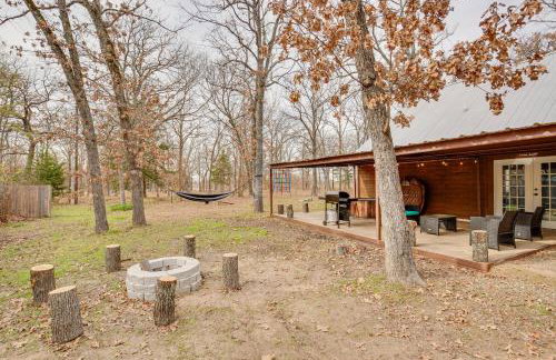Near Lake Fork Home with Fire Pit in Yantis! - Foto 29