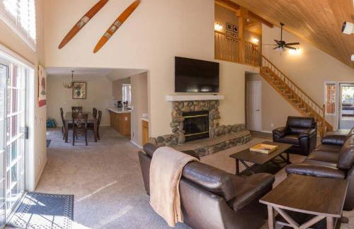 Tahoe Vista Home w/ Spa close to Northstar & Lake - Foto 37