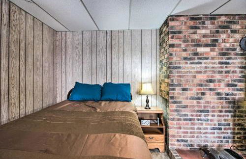 Cabin Getaway with Private Dock, Walk to Trail! - Foto 21