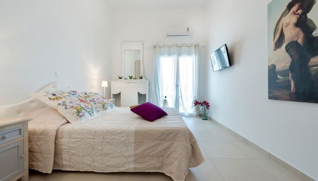 Queen of Santorini - Foto 5, Habitación