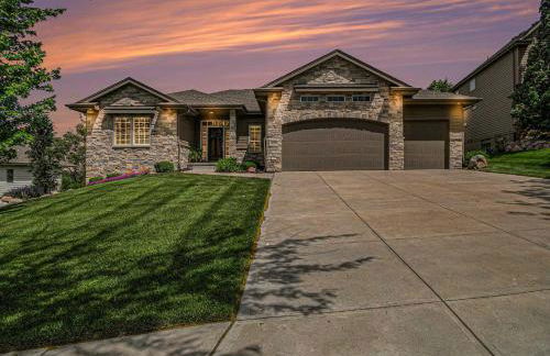 Luxury Stay with Golf Simulator and 3 King Bedrooms - Foto 61