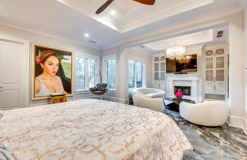 Sprawling Suwanee Home Theater, Pool, Hot Tub! - Foto 16