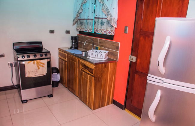 Aloj Entero 1km Juan Santamaría Airport - Foto 20