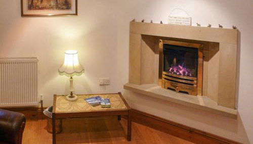 Hollin Bank Cottage - Photo 2