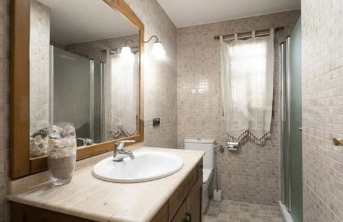 EXCLUSIVA CASA INDEPENDIENTE 16 ppl - Foto 12